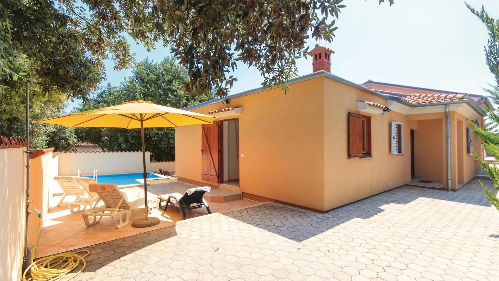 Stunning Home In Pula With Outdoor Swimming Pool Holiday home
