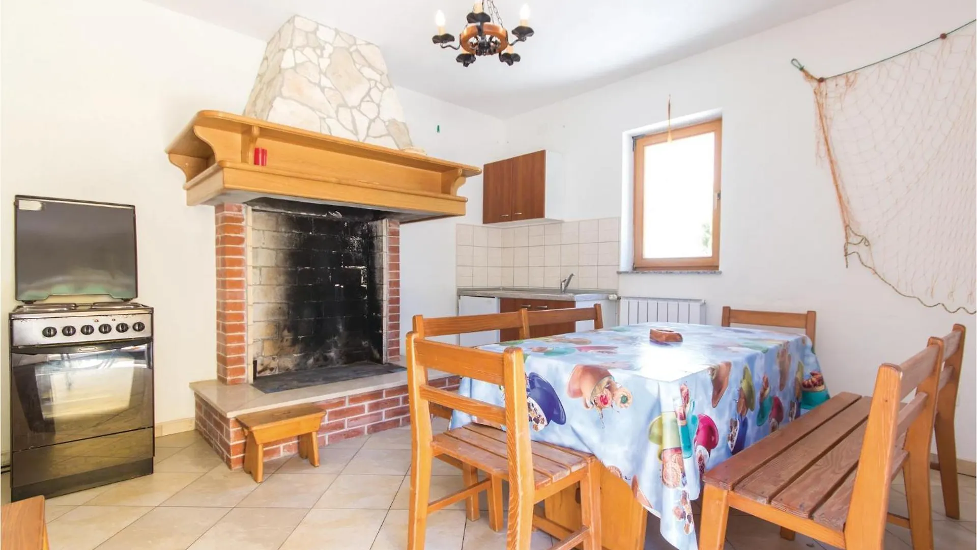 Stunning Home In Pula With Outdoor Swimming Pool