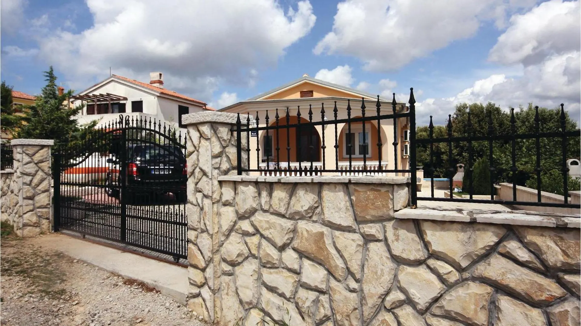 Holiday home Stunning Home In Pula With Outdoor Swimming Pool