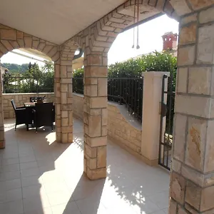  Ferienhaus Ines 1
